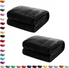 Two folded dark gray blankets are stacked on top of each other, with a row of color swatches to the left. Produktbild-Vorschau