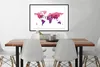 MuchoWow® Gerahmtes Poster Weltkarte - Rosa - Kompass 90x60 Produktbild-Vorschau 3