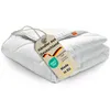 A folded white duvet with a tag attached. Voir les images du produit