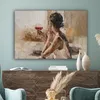 MuchoWow© Leinwand Bilder 120x80 cm - Design: Frau mit Produktbild-Vorschau 4