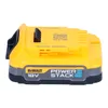 A DeWalt Powerstack 18V battery pack is shown against a white background. Anteprima dell’immagine prodotto