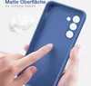 A hand is shown touching a blue phone case, highlighting its matte surface and soft grip. Produktbild-Vorschau