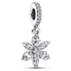 A close-up studio shot of a silver charm pendant shaped like a flower with clear crystal petals, against a white background. Anteprima dell’immagine prodotto