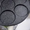 Žulová pánev 26 cm se 7 otvory pro všechny sporáky Náhled obrázku produktu 8