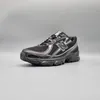 New Balance Sneakers U740BM2 in Black color size 45 Voir les images du produit 16