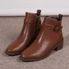ASKSA Damen Kurz Stiefel mit Absatz Blockabsatz Schnalle Produktbild-Vorschau 5