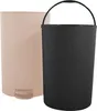Two trash cans are shown side-by-side against a white background. Anteprima dell’immagine prodotto