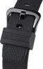 A close-up shot of a black G-Shock watch strap and buckle. Voir les images du produit