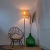 Lampa podłogowa w stylu rustykalnym drewniana z abażurem Podgląd zdjęcia produktu 9