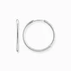 Two silver hoop earrings on a white background. Produktbild-Vorschau