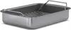 A roasting pan with a rack inside, shown from a diagonal angle. Náhled obrázku produktu