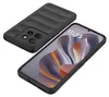 A black phone case is shown next to a smartphone displaying the time and date. Produktbild-Vorschau