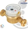 A Schlösser water meter is shown against a white and light gray background with circular graphic elements. Anteprima dell’immagine prodotto