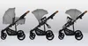 Three different configurations of a gray baby stroller are shown side-by-side against a white background. Anteprima dell’immagine prodotto