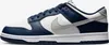 A studio shot of a Nike Dunk Low sneaker. Produktbild-Vorschau
