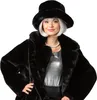 Detailaufnahme der schwarzen Plüschjacke mit breitem Reverskragen und schwarzem Plüschhut im 20er-Jahre-Look. Produktbild-Vorschau