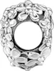 A silver charm shaped like a wreath of daisies with a hole in the center. Anteprima dell’immagine prodotto