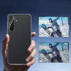 A hand holding a smartphone with two video recording previews on the side. Produktbild-Vorschau
