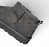 Ugg W Classic Ultra Mini Couleur Noir Voir les images du produit 29