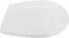A white toilet seat lid is shown from a slightly elevated angle against a white background. Podgląd zdjęcia produktu
