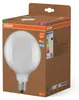 OSRAM LED-Lampe in klassischer Kolbenform, mit dekorativem Produktbild-Vorschau 2