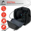 A HEAD bootbag is shown open, containing ski boots and a helmet. Icons representing different sports are displayed on the left side of the image. Anteprima dell’immagine prodotto
