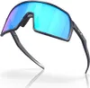 A pair of Oakley Sutro S sunglasses with Prizm Sapphire lenses. Náhled obrázku produktu