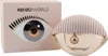 Kenzo World Eau de Toilette mit rosafarbener Box im Augen-Design und passendem Flakon mit halbmondförmigem, gerilltem Deckel. Produktbild-Vorschau