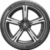 A close-up studio shot of a Michelin Pilot Sport All Season tire mounted on a sporty alloy wheel. Podgląd zdjęcia produktu