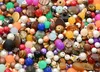 1kg Perlen Mix Bunt 5-40mm - Bastelperlen zum Auffädeln - Produktbild-Vorschau 4
