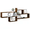 A wooden wall shelf with various decorative items. Anteprima dell’immagine prodotto