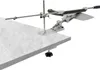 A knife sharpening system clamped to the edge of a countertop. Náhled obrázku produktu