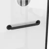 Cabine de douche noire sécurisée et accessible à tous Voir les images du produit 11