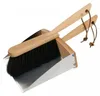 Redecker set bestaande uit een veegschep/handveger met Productafbeelding-voorbeeld 2
