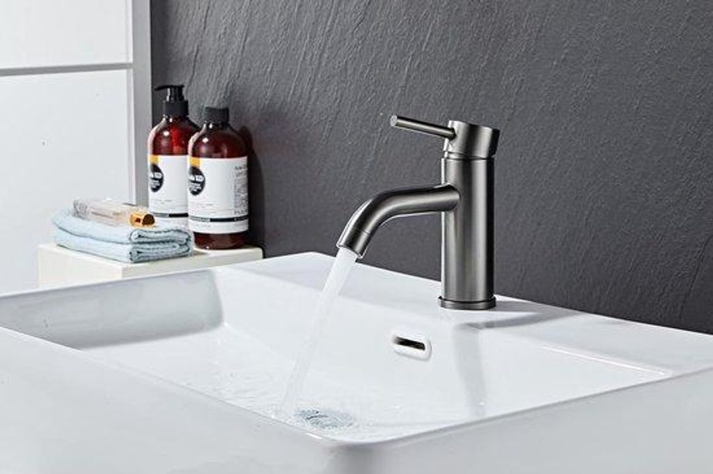 Badkamerarmatur aus Edelstahl, Grafit, zeitlos moderner Design aus Dänemark, Einweg-Mengkran für die Badkammer, Wannenarmatur, hochwertig und nac...