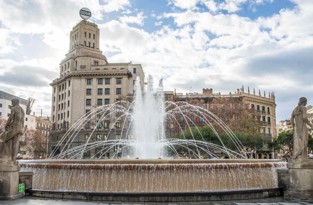 hansepuzzle 13845 - Barcelona Puzzle, 500 Teile, Orte, 46,0 x 30,0cm mit hochwertiger Aufbewahrung, Kartonbox und wiederverschließbarem Beutel