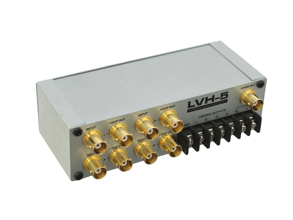 Switch BNC Eurolite LVH-5 81013205 - Commutatore Video 4 Ingressi - 2