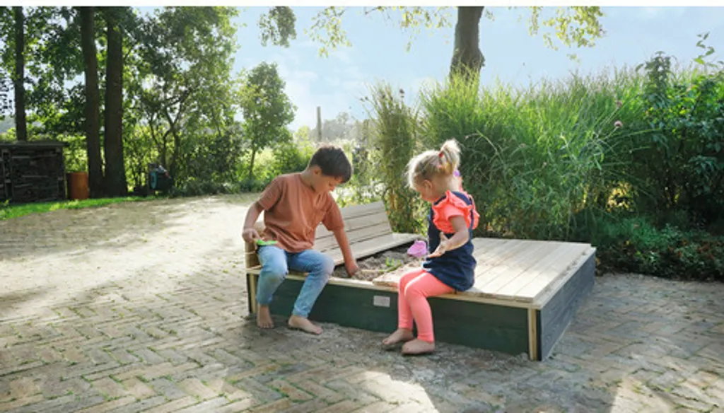 Grand bac à sable EXIT Aksent en bois durable 136x132cm avec bancs