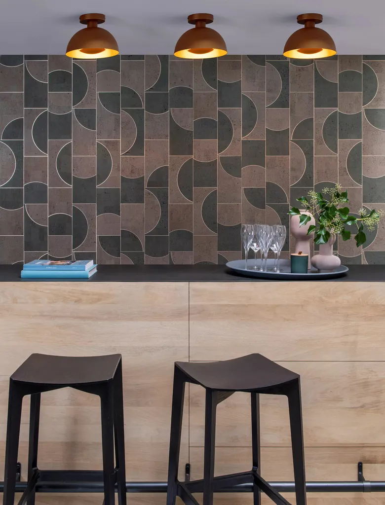 Plafonnier Siemon pour Plafond Bas : Solution Éclairage Jaune Ocre