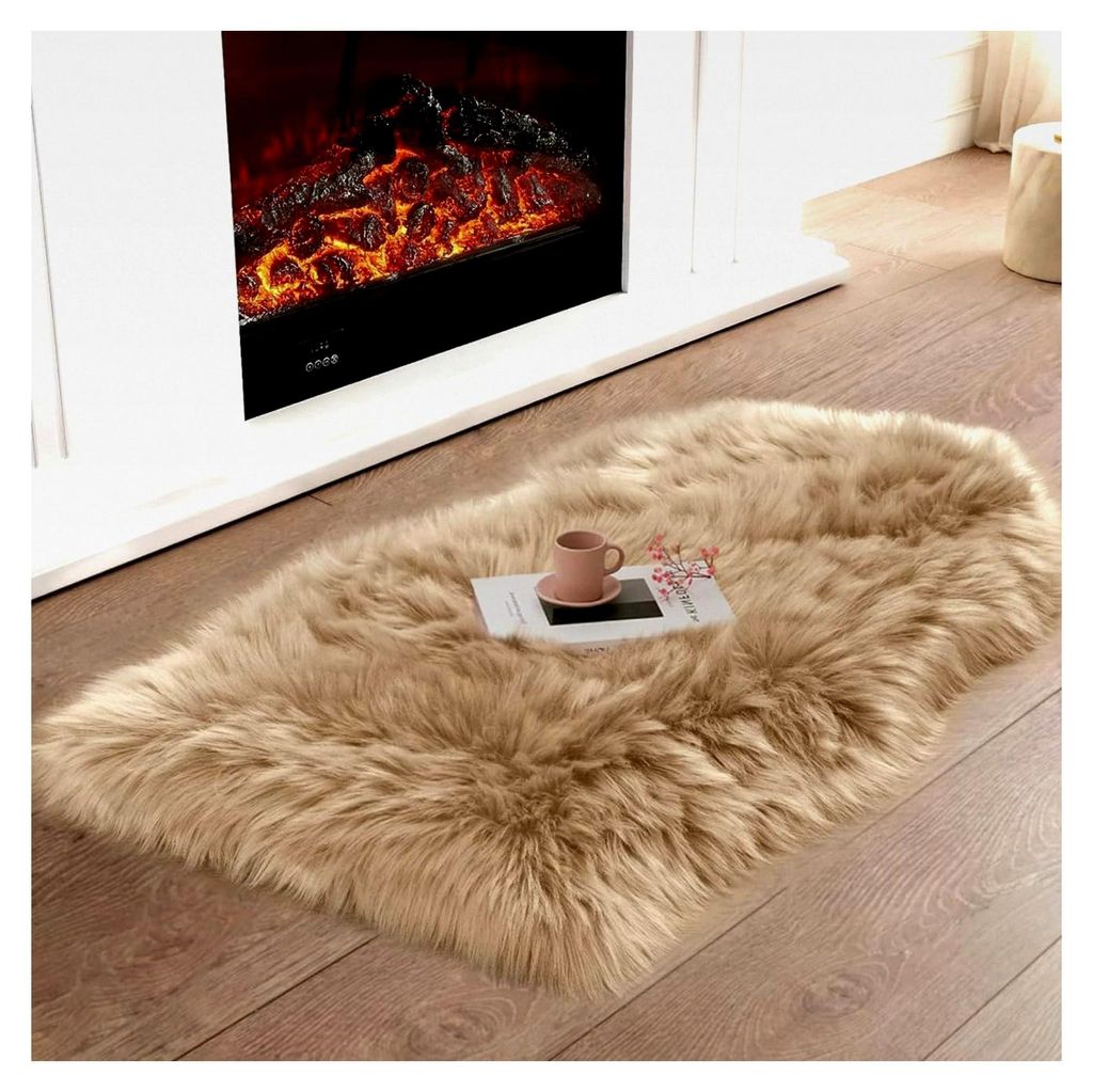 Faux Lammfell Teppich Hellbraun 40x60 cm, Weicher Teppich für Wohnzimmer Deko, Longhair Lammfellimitat für Stühle, Sofa, Schlafzimmer und Kinder...