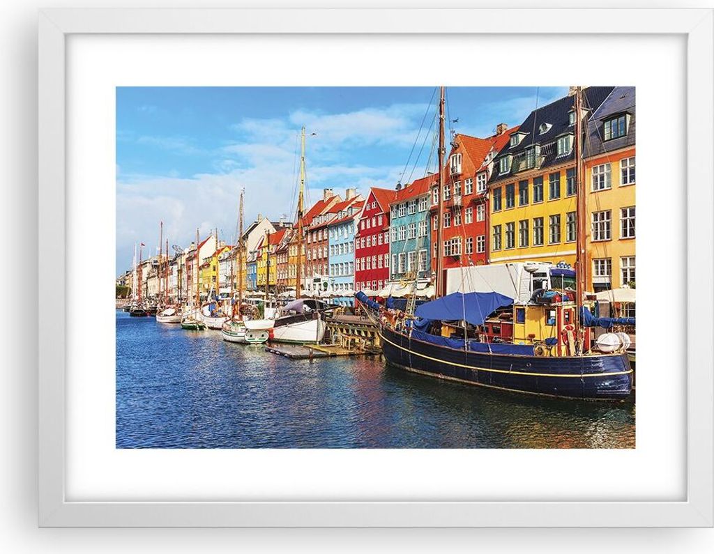 Gerahmtes Poster - Weißer Rahmen - Kopenhagen Nahavn Schiffe - 40x30 cm - Wand Bild - Wanddeko - Wandbilder - Kunstposter - Wandposter - Bilderrah...