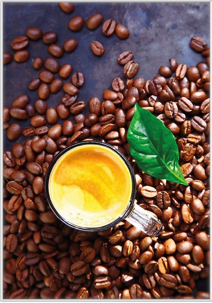 Wallario Wandbild Kaffee und Bohnen, Größe: 70,30 x 100,30 cm, Poster mit weißem Kunststoffrahmen