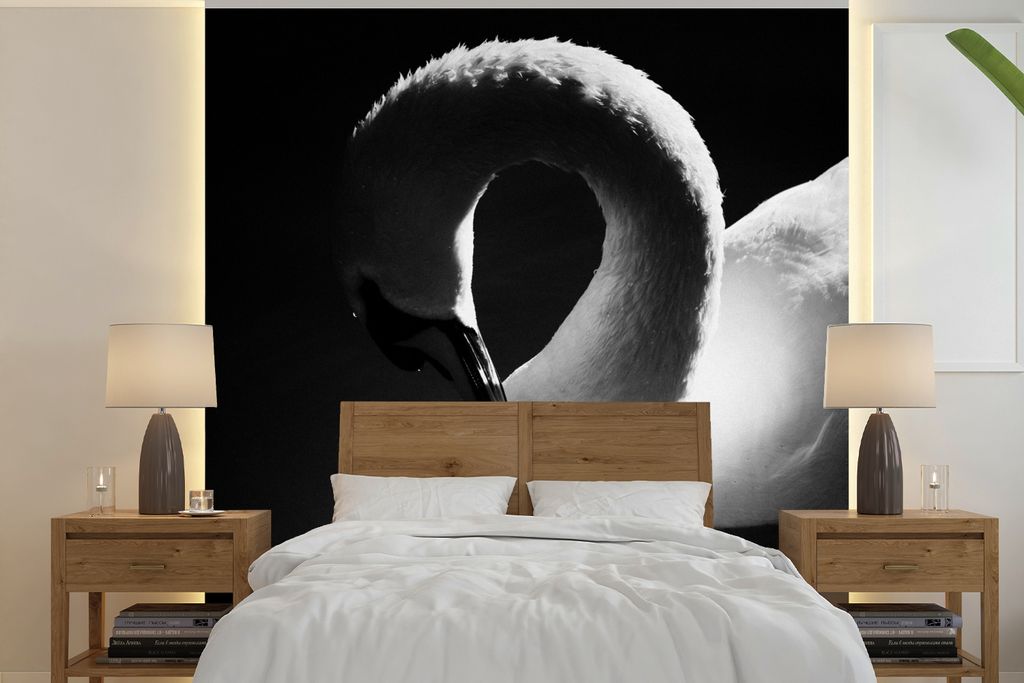 MuchoWow Fototapete für Wohnzimmer oder Schlafzimmer Wandtapete Vinyl Motivtapete Weißer Schwan im spiegelnden Wasser - 280x280 cm - Hintergrun...