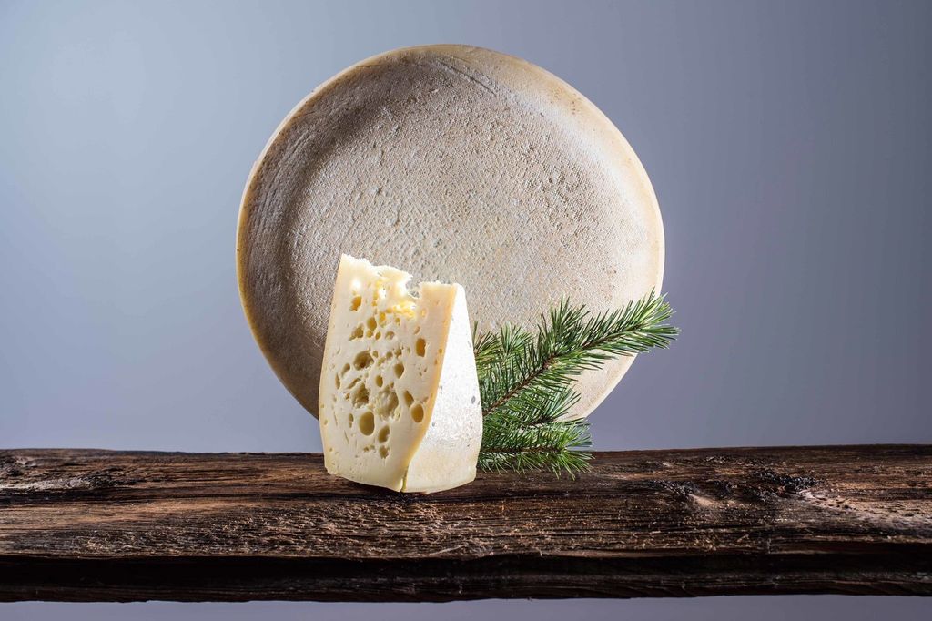 Sextner Bergkäse ca. 2 x 1 kg. - Käserei Sexten Produktbild 