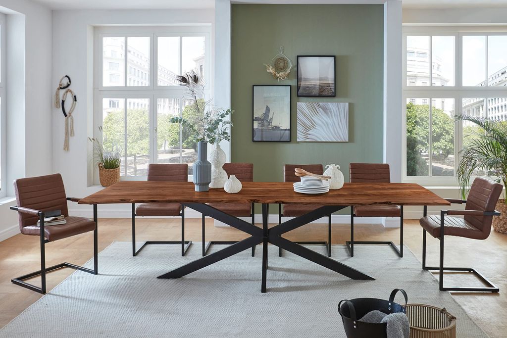 Baumkantentisch 300 x 100 cm Clara, Akazienholz nussbaumfarben & massiv, Esstisch mit schwarzem Spider-Metallgestell, Tischplatte 26 mm, Esszimmert...