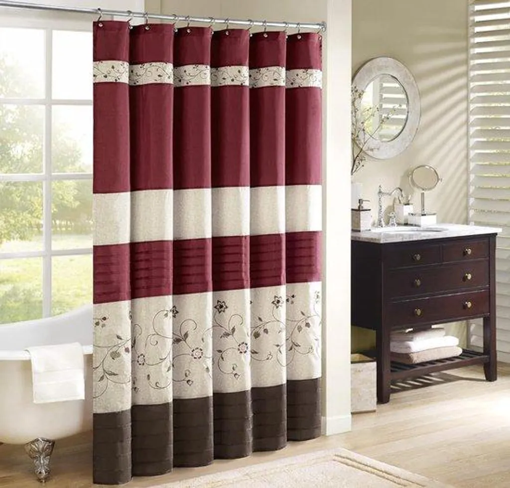 Rideau de douche en tissu rouge 182 x 182 cm - Modèle carré haute qualité