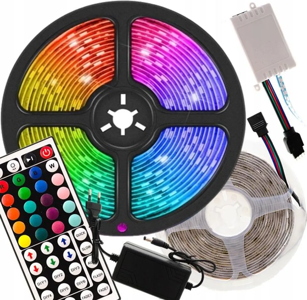 Striscia LED RGB 5050 5M: Il Kit Definitivo per Video e Foto Social