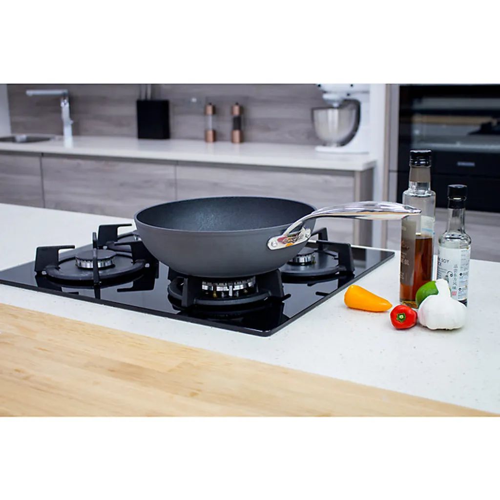 OFFERTA Eaziglide Neverstick3 Wok 28cm: Mai Più Cibo Attaccato! - 4