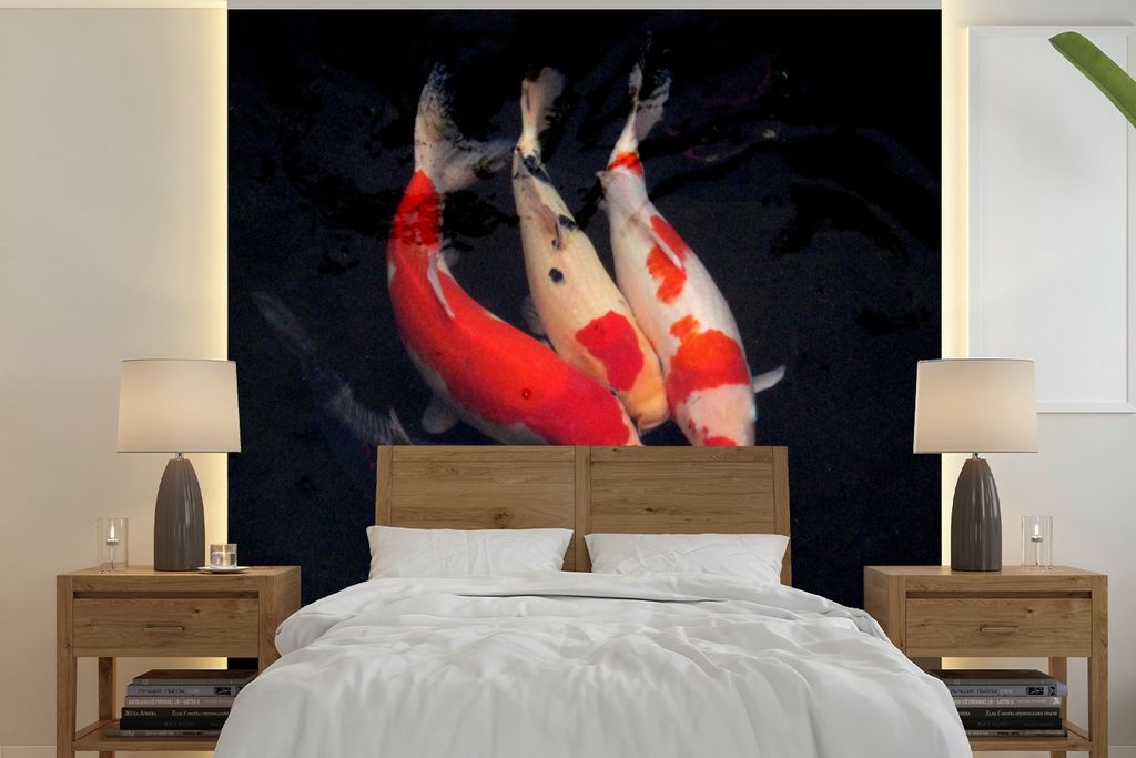 MuchoWow Fototapete für Wohnzimmer oder Schlafzimmer Wandtapete Vinyl Motivtapete Sechs Koi-Karpfen vor einem schwarzen Hintergrund - 220x220 cm...