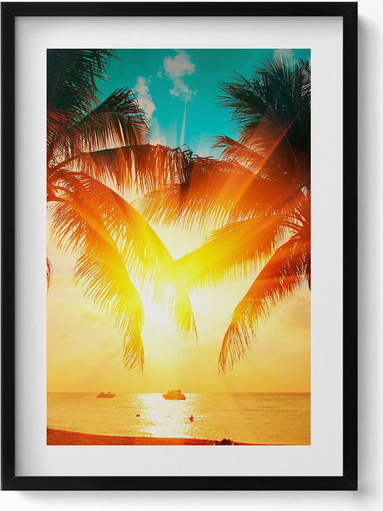 Urlaubsansicht - Palmen bei Sonnenuntergang– Wandbild mit Rahmen – Gerahmtes Bild – Wanddekoration – 50x70 cm – Schwarz Rahmen